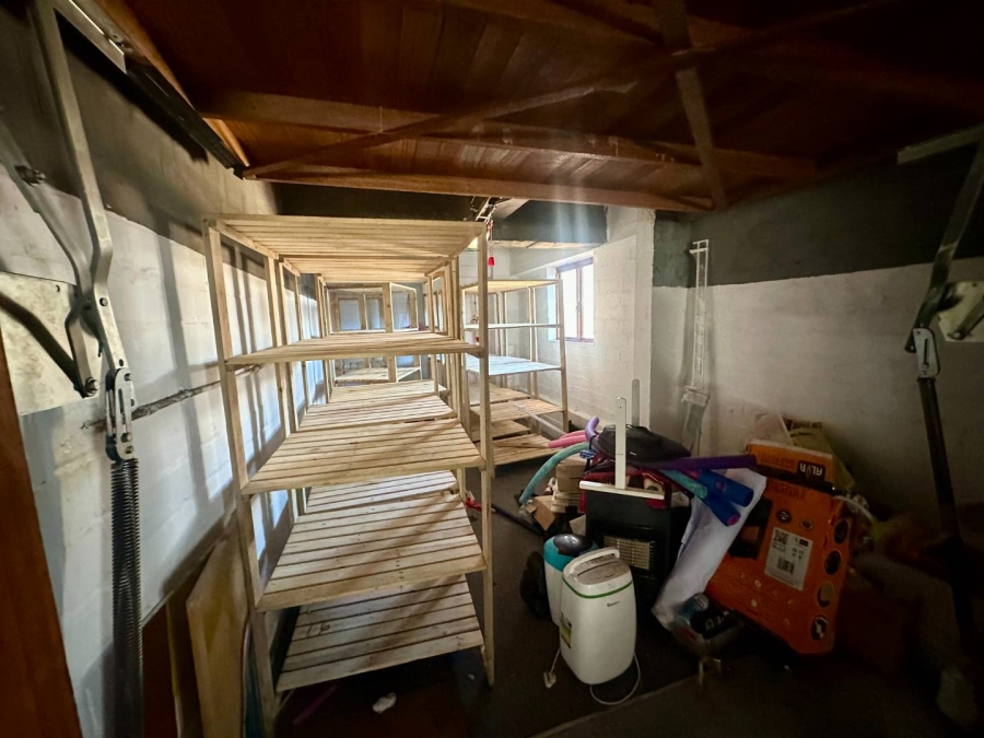 To Let 3 Bedroom Property for Rent in St James Western Cape